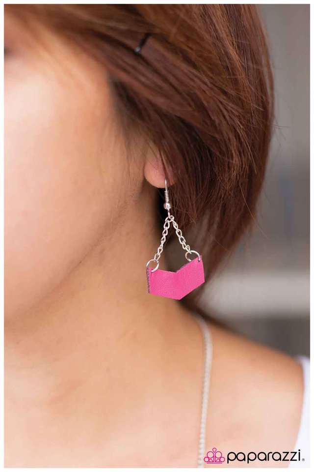 Paparazzi ♥ Third Times a Charm - Pink ♥ Necklace