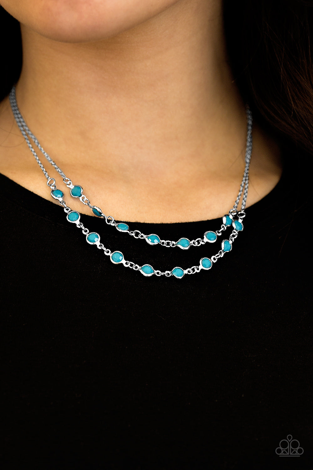 Paparazzi ♥ Summer Girl - Blue ♥  Necklace