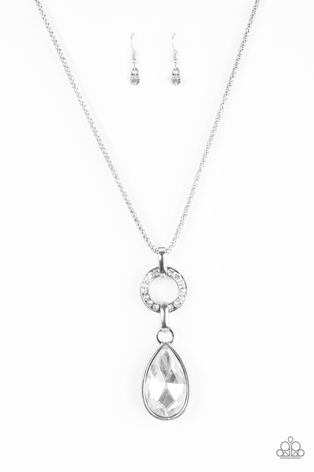 lookin-like-a-million-white-p2re-wtxx-257xx