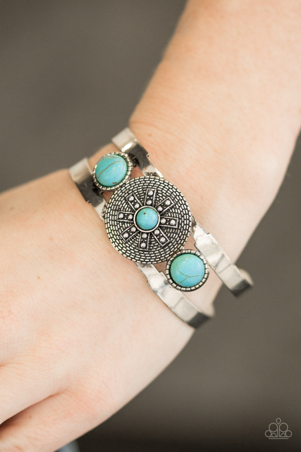 Paparazzi ♥ Here Comes The SUNDIAL - Blue ♥  Bracelet