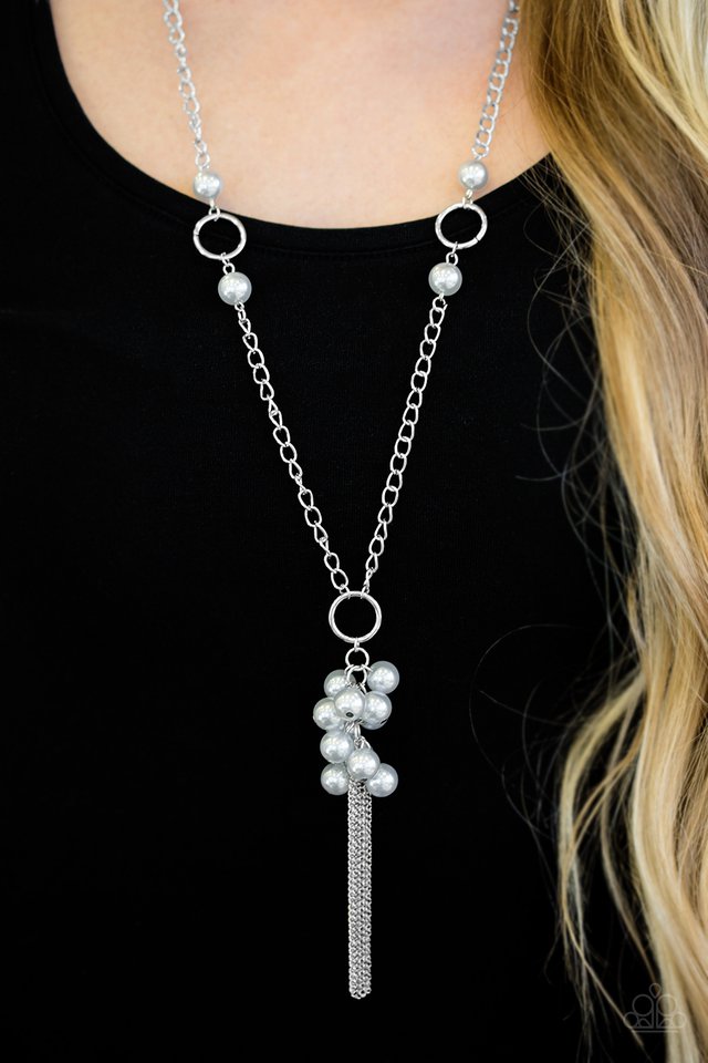 Paparazzi ♥ Hit The Runway - Silver ♥ Necklace