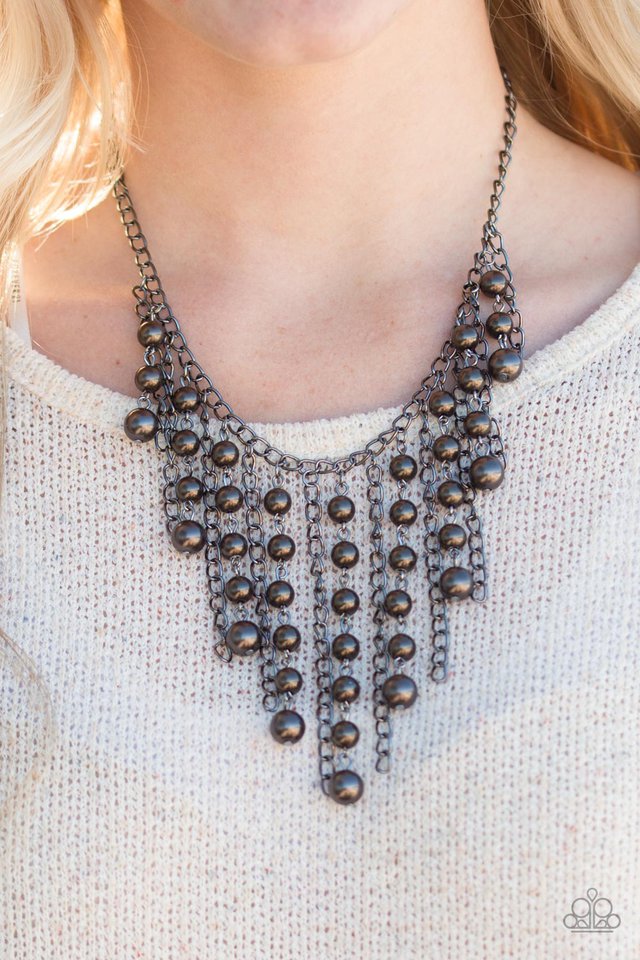 Paparazzi ♥ STUN Control - Black ♥ Necklace