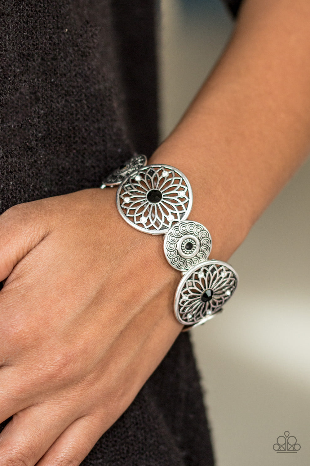 Paparazzi ♥ Love WHEEL Find A Way - Black ♥  Bracelet