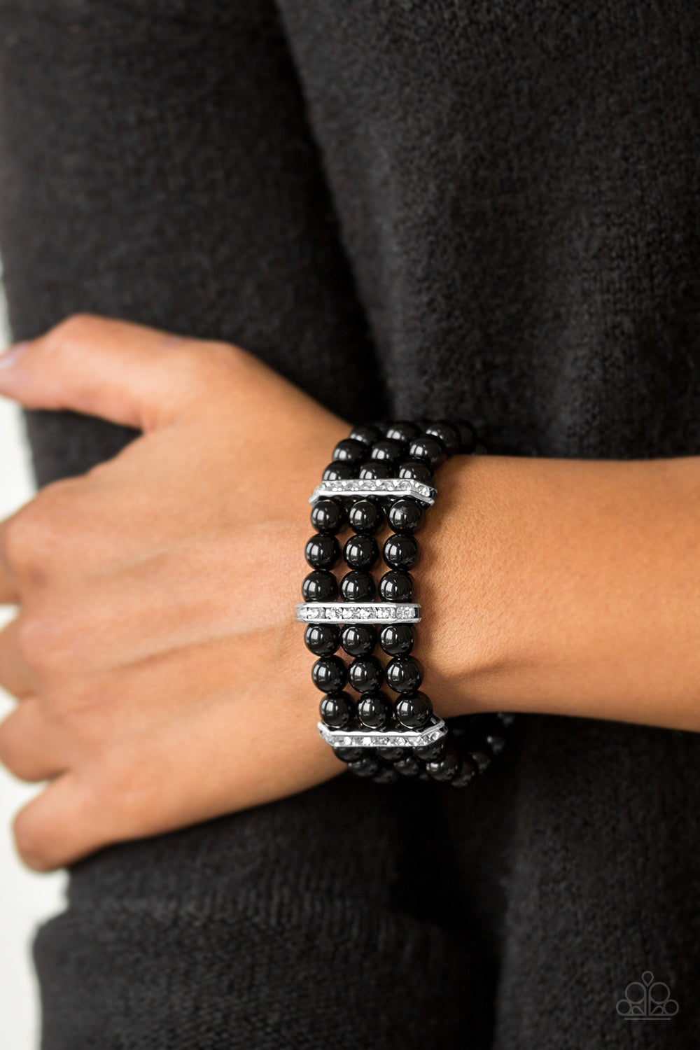 Paparazzi ♥ Put On Your GLAM Face - Black ♥  Bracelet
