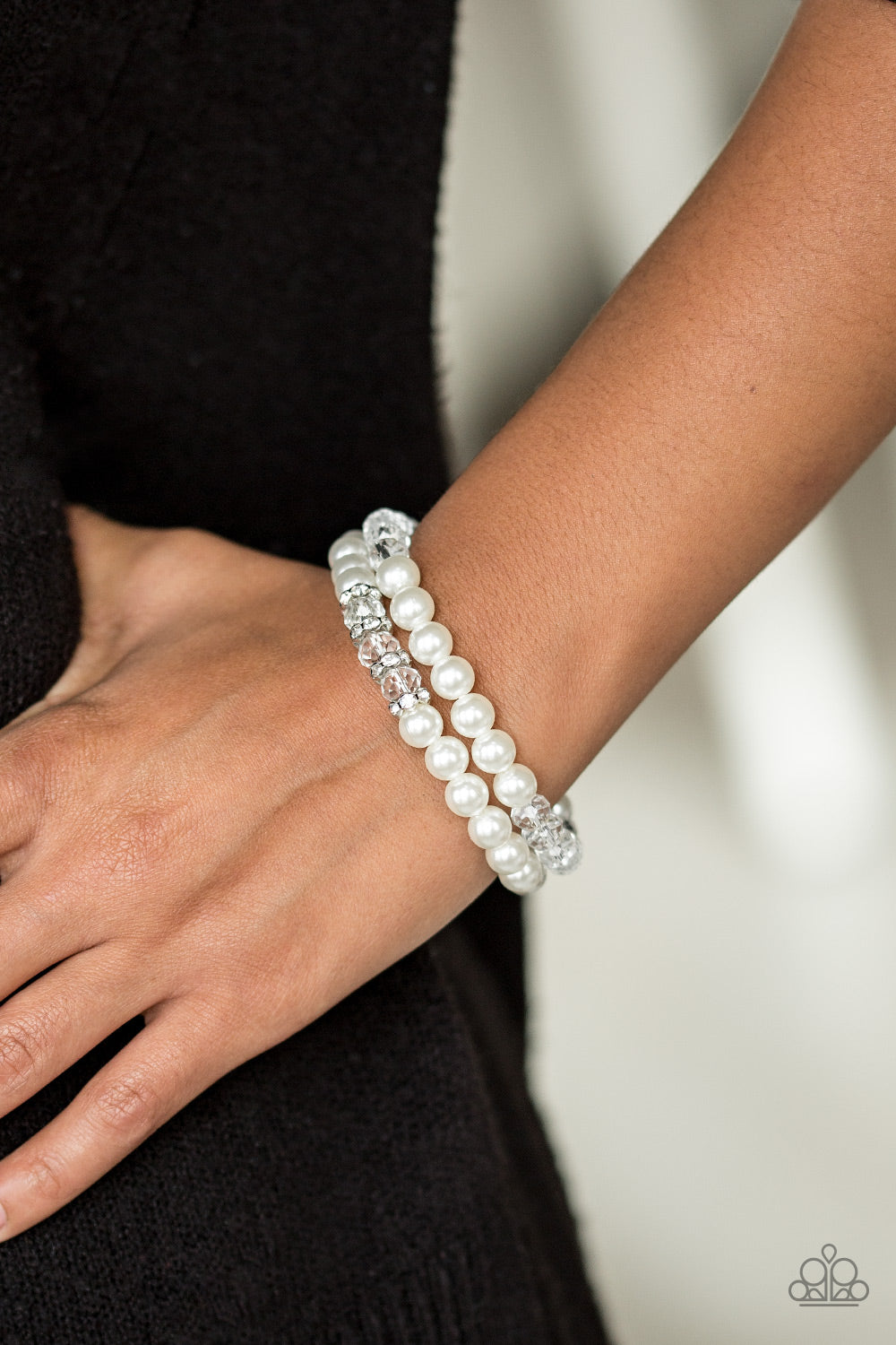 Paparazzi ♥ Get A BALLROOM! - White ♥  Bracelet