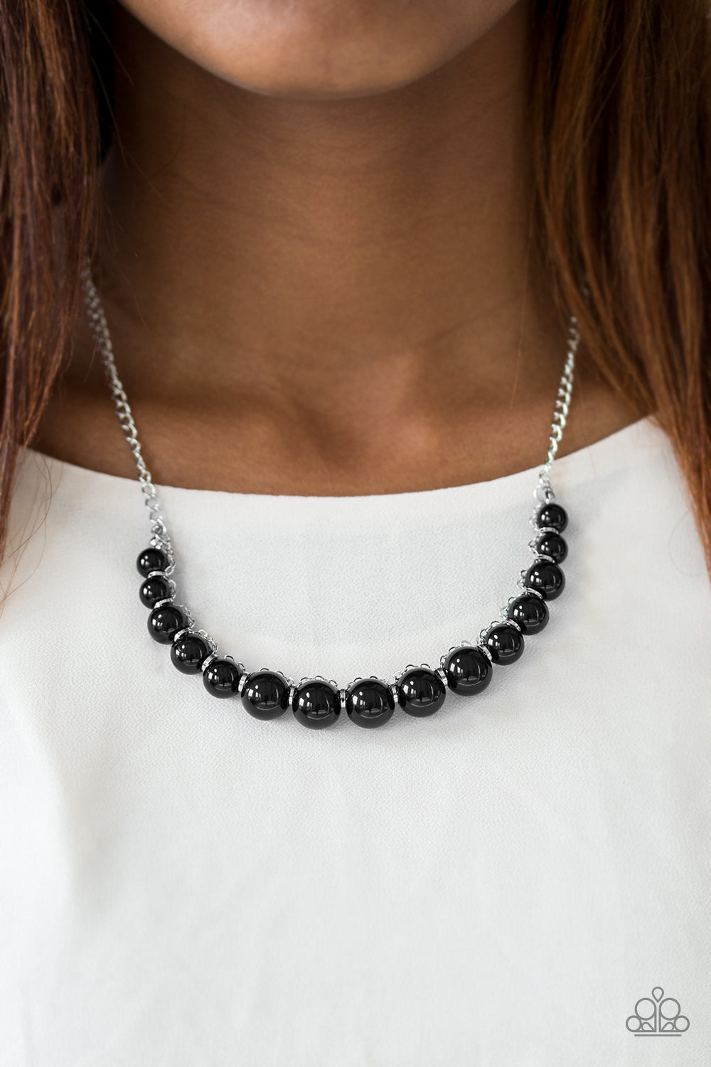 Paparazzi ♥ The FASHION Show Must Go On! - Black ♥  Necklace