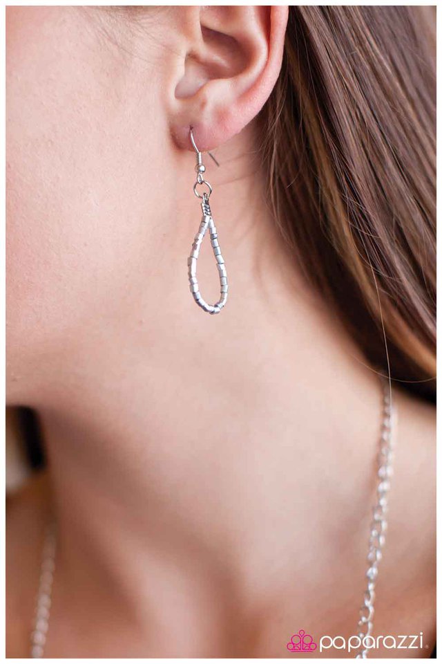 Paparazzi ♥ Shimmer and Spice - Silver ♥ Necklace