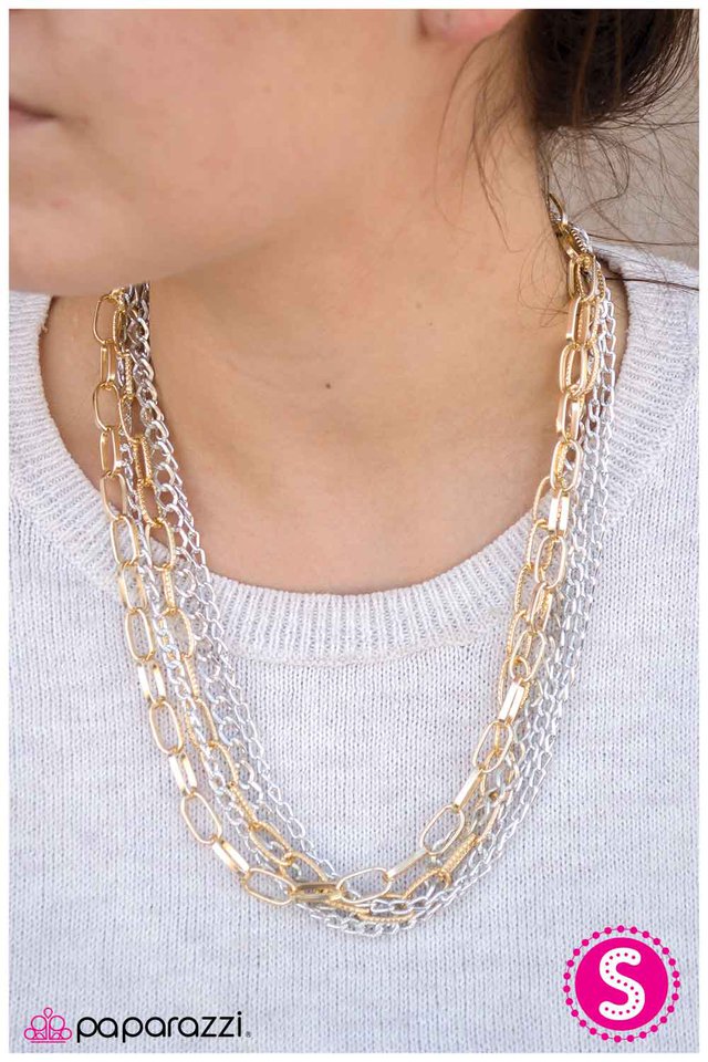 i-stand-reflected-p2in-gdsv-001eg