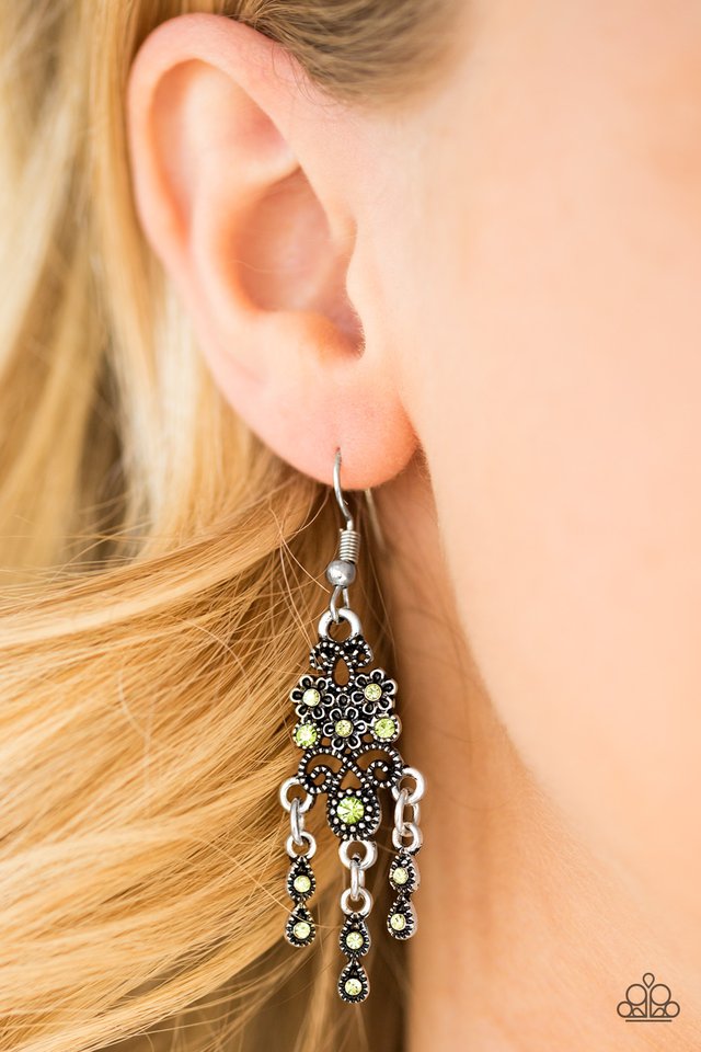 Paparazzi ♥ Spring Bling - Green ♥ Earrings