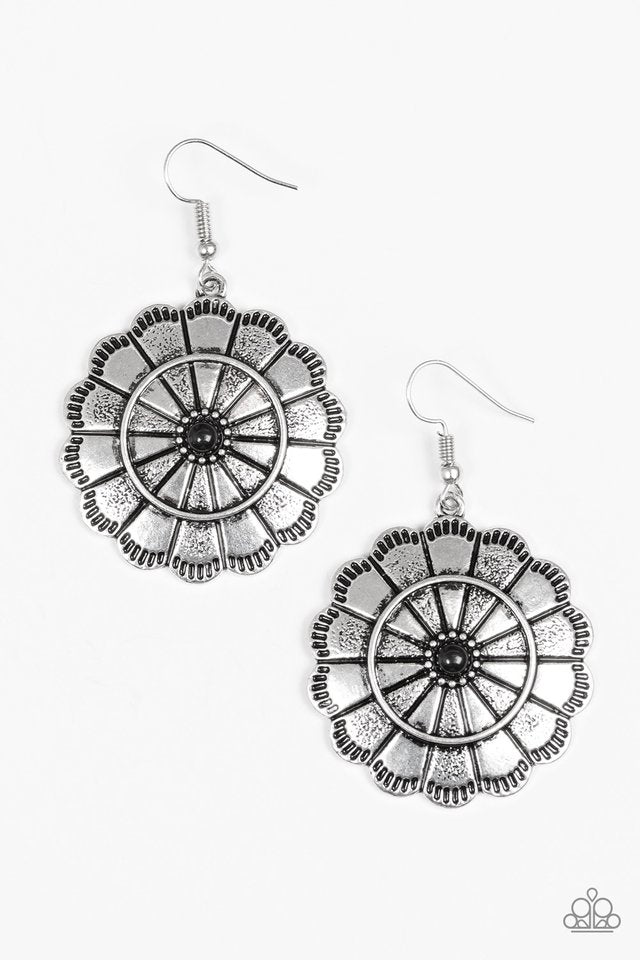 im-no-wallflower-black-p5wh-bkxx-137xx