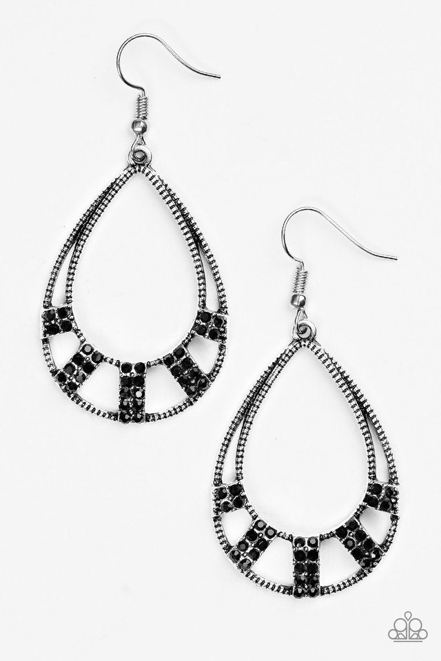 trillion-dollar-teardrops-black-p5re-bkxx-223xx