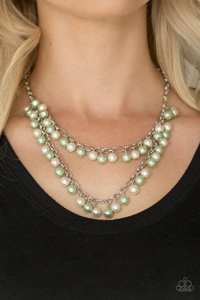 Paparazzi ♥ Beauty Shop Fashion - Green ♥ Necklace