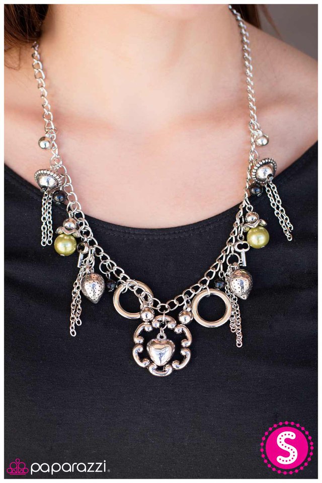 trinkets-and-tassels-green-p2wh-grxx-002xx