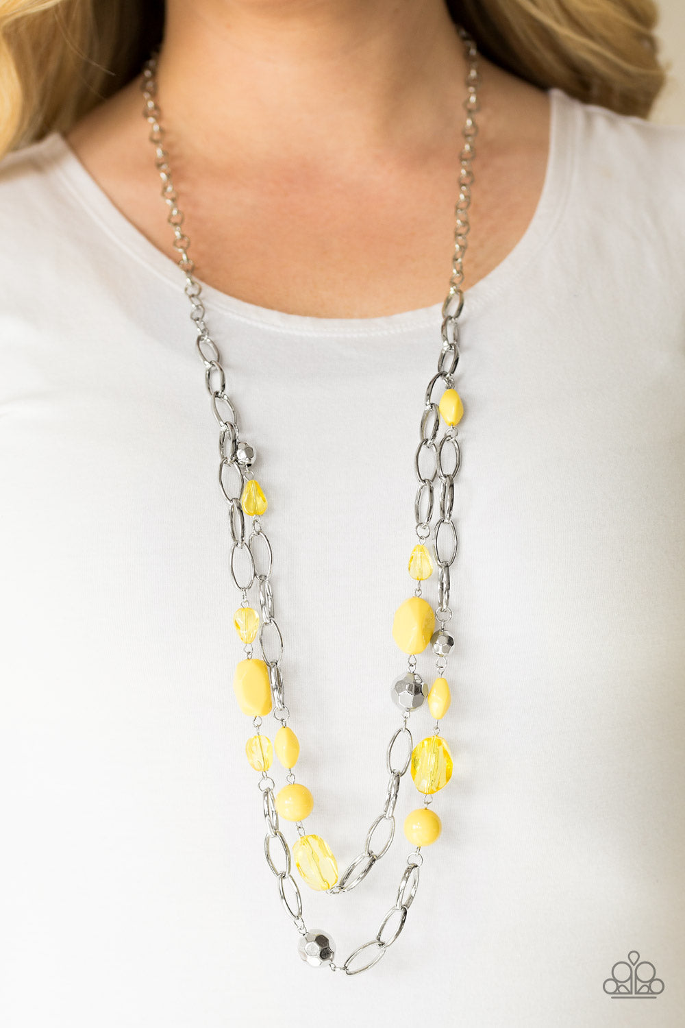 Paparazzi ♥ GLEAM Weaver - Yellow ♥  Necklace