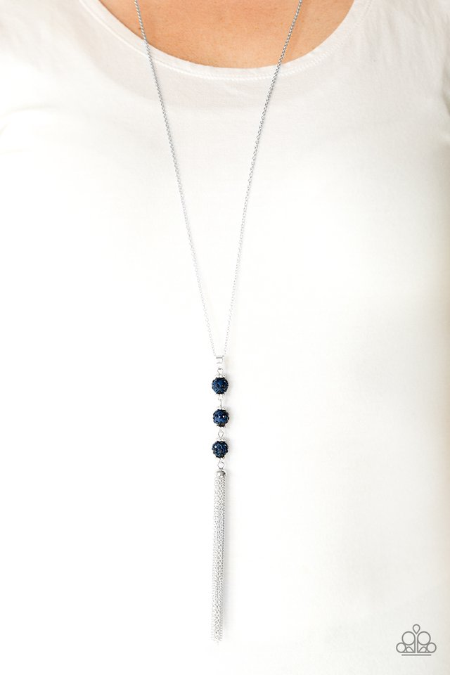 Paparazzi ♥ The DIVA Wears Prada - Blue ♥ Necklace