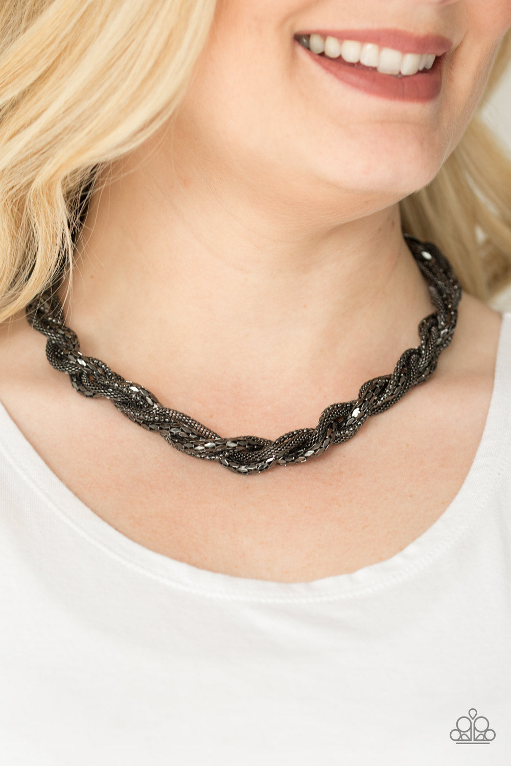 Paparazzi ♥ Marvel At Me - Black ♥  Necklace