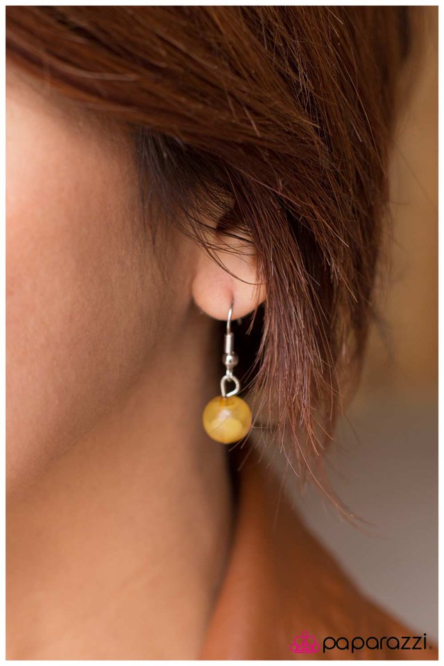 Paparazzi ♥ To the Ends of the Earth - Yellow ♥ Necklace