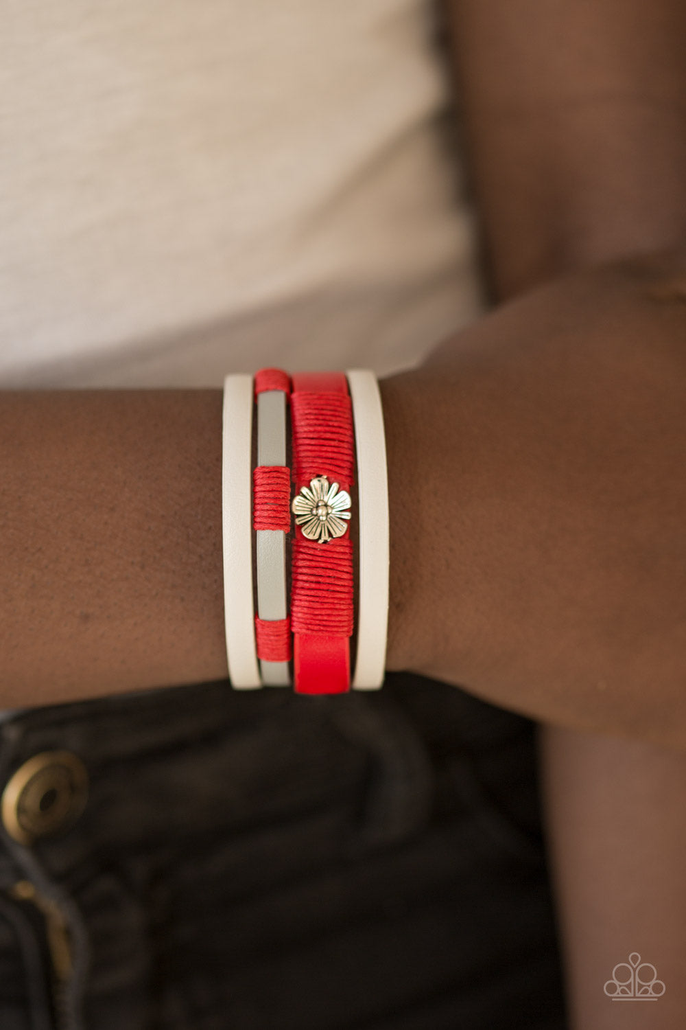 Paparazzi ♥ Wildflower Wanderlust - Red ♥  Bracelet