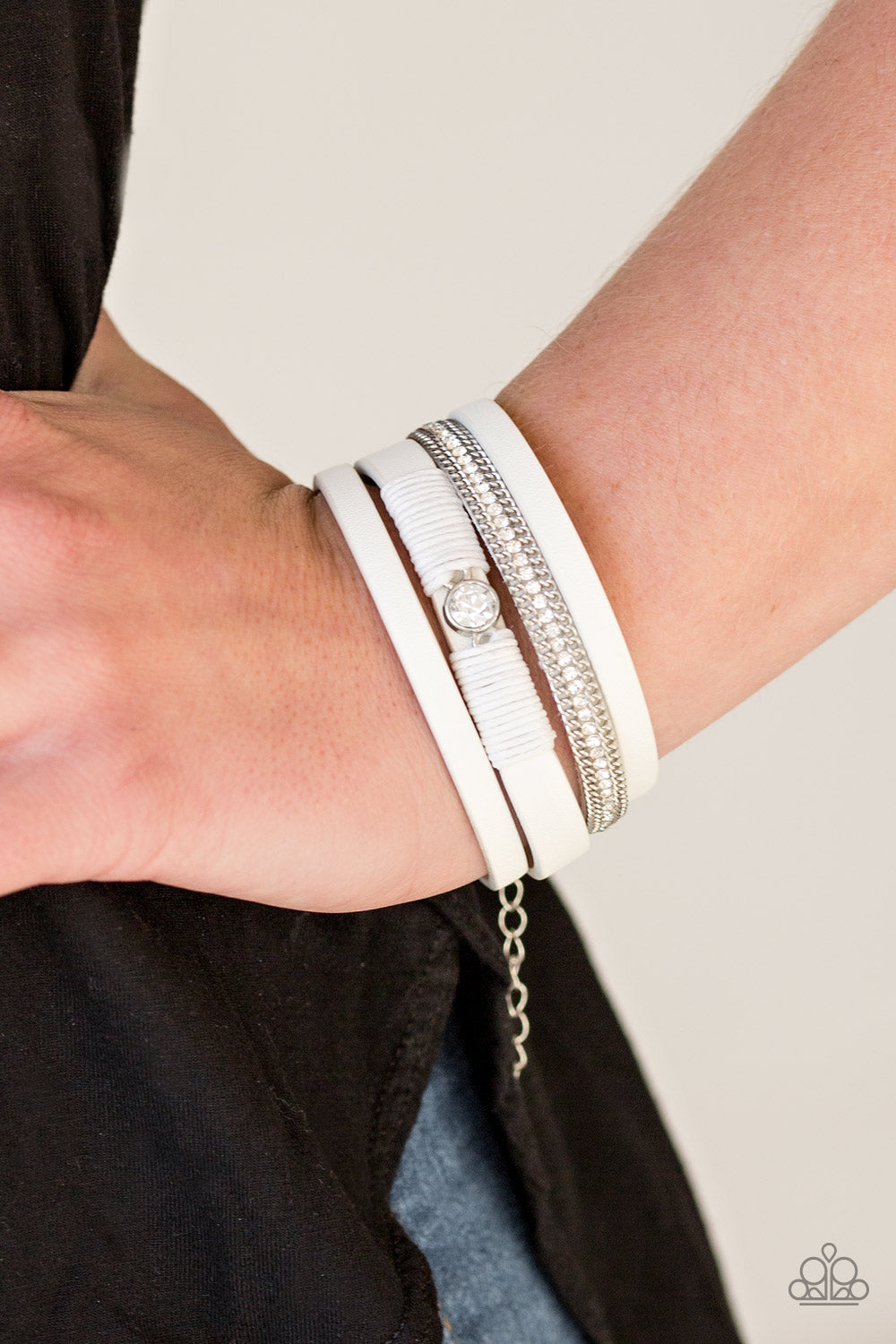 Paparazzi ♥ Catwalk Craze - White ♥  Bracelet