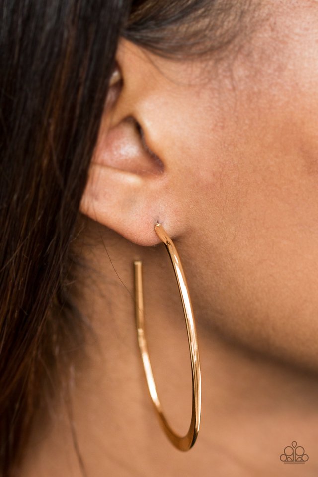 Paparazzi ♥ Center Of Eccentric - Gold ♥ Earrings