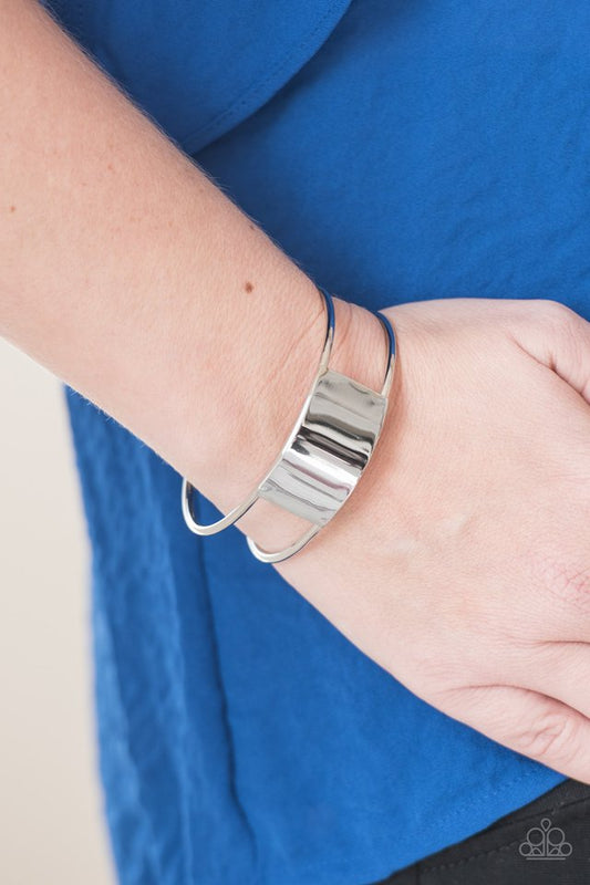 Paparazzi ♥ Set The SHEEN - Silver ♥ Bracelet