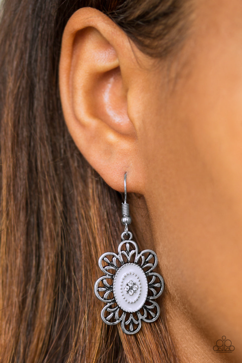 Paparazzi ♥ Posy Party - Silver ♥  Earrings