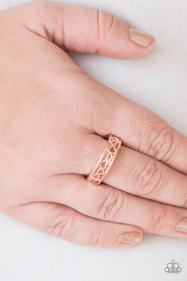 Paparazzi ♥ HEART Me Out! - Rose Gold ♥ Ring