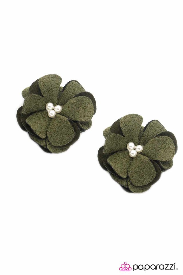 Paparazzi ♥ Double Duty - Green ♥ Hair Clip
