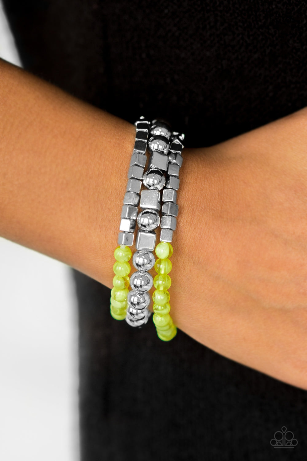 Paparazzi ♥ Take Shape - Green ♥  Bracelet