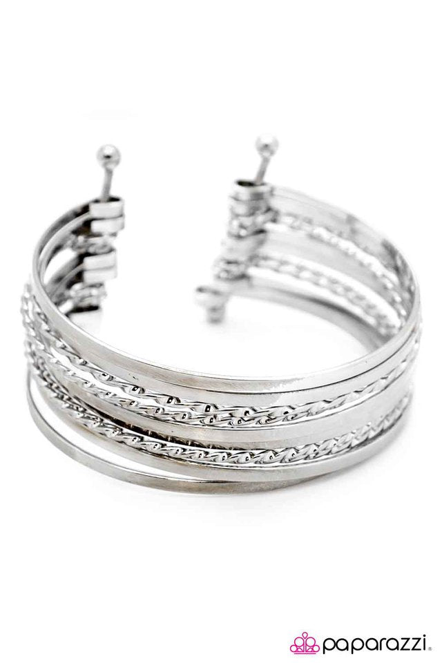 Paparazzi ♥ Come Together - Silver ♥ Bracelet