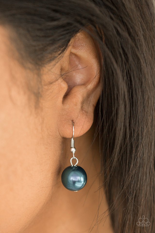 Paparazzi ♥ Pour The Wine - Blue ♥ Necklace