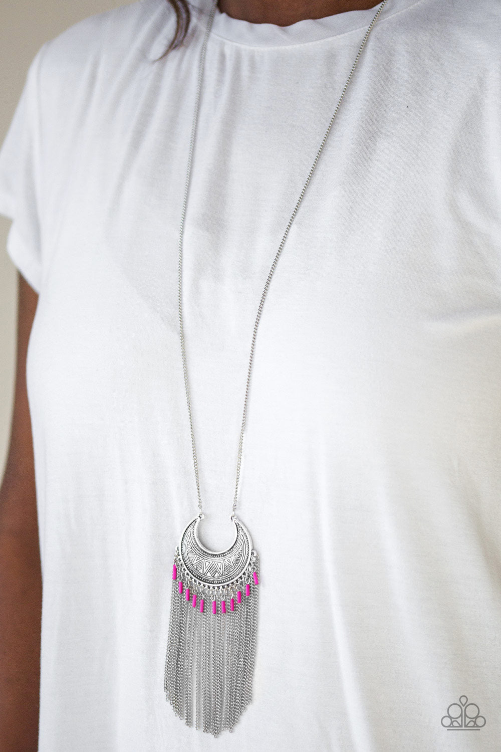 Paparazzi ♥ Desert Coyote - Pink ♥  Necklace