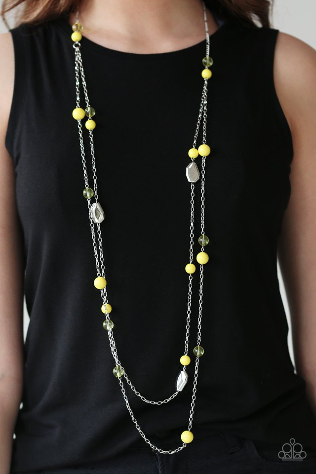 Paparazzi ♥ Hitting A GLOW Point - Yellow ♥ Necklace