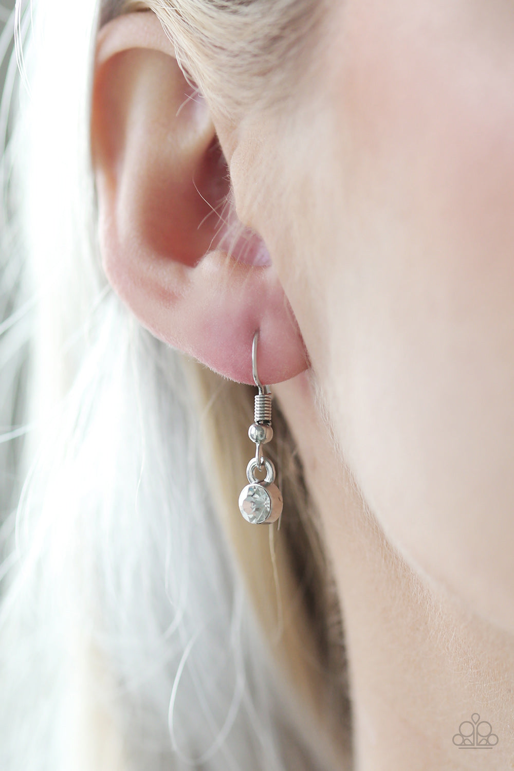 Paparazzi ♥ Open New Doors - White ♥  Necklace