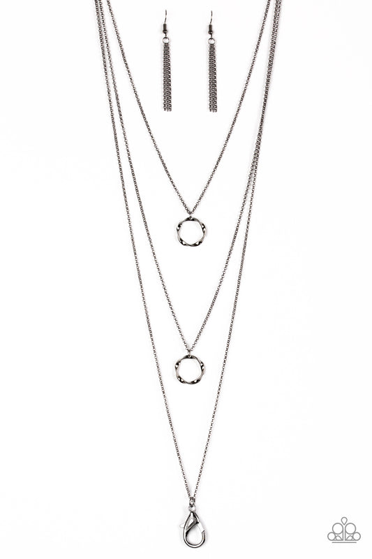 timelessly-twisted-black-p2ln-bkxx-095xx