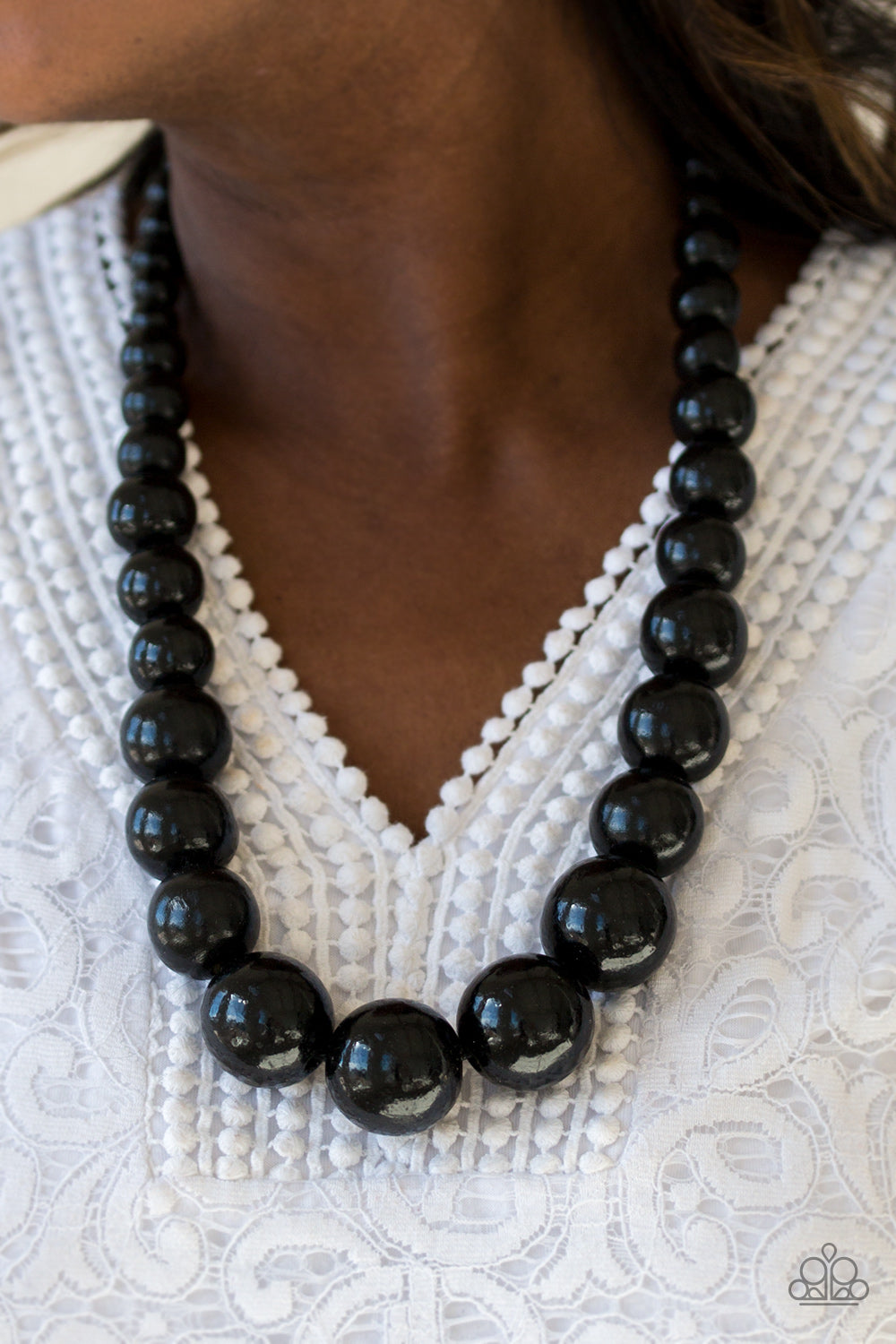 Paparazzi ♥ Effortlessly Everglades - Black ♥  Necklace
