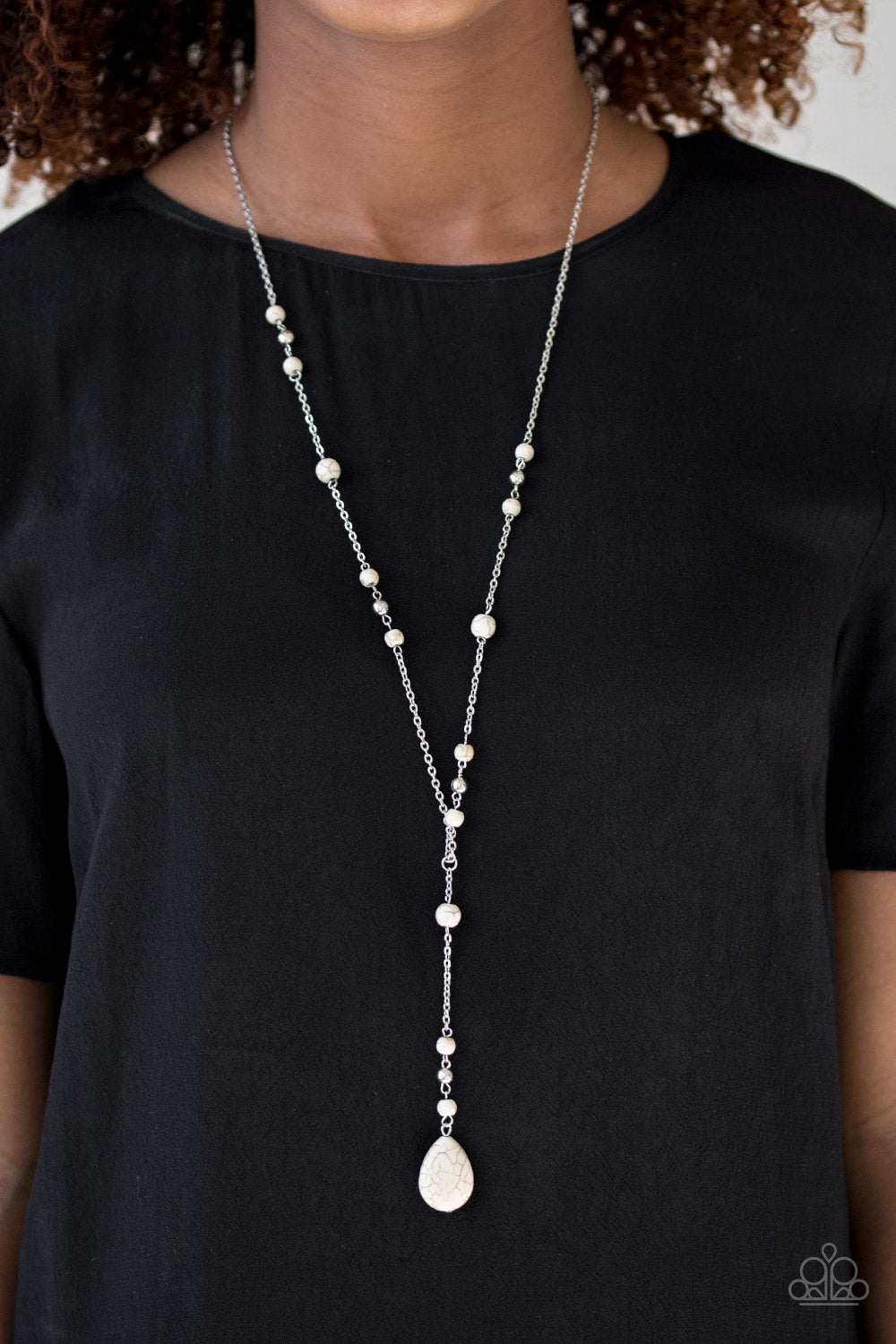 Paparazzi ♥ Modern Mountaineer - White ♥  Necklace
