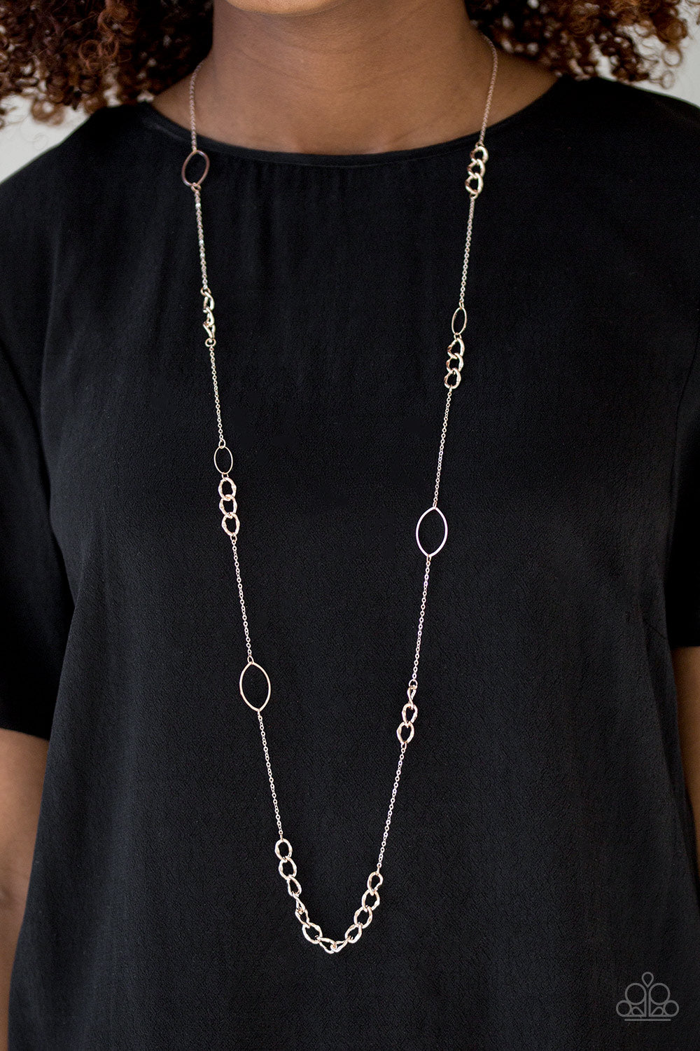 Paparazzi ♥ Metro Minimalist - Rose Gold ♥  Necklace