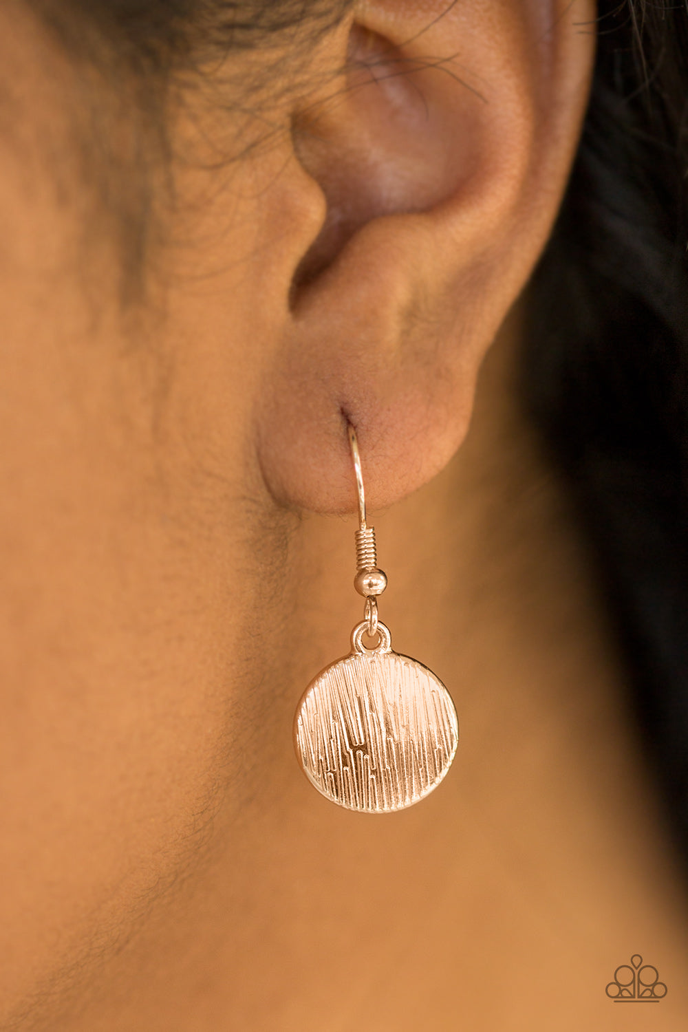 Paparazzi ♥ Glued To The SPOTLIGHT - Rose Gold ♥  Necklace