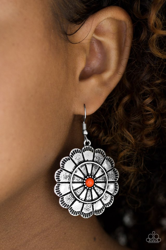 Paparazzi ♥ Im No Wallflower - Orange ♥ Earrings
