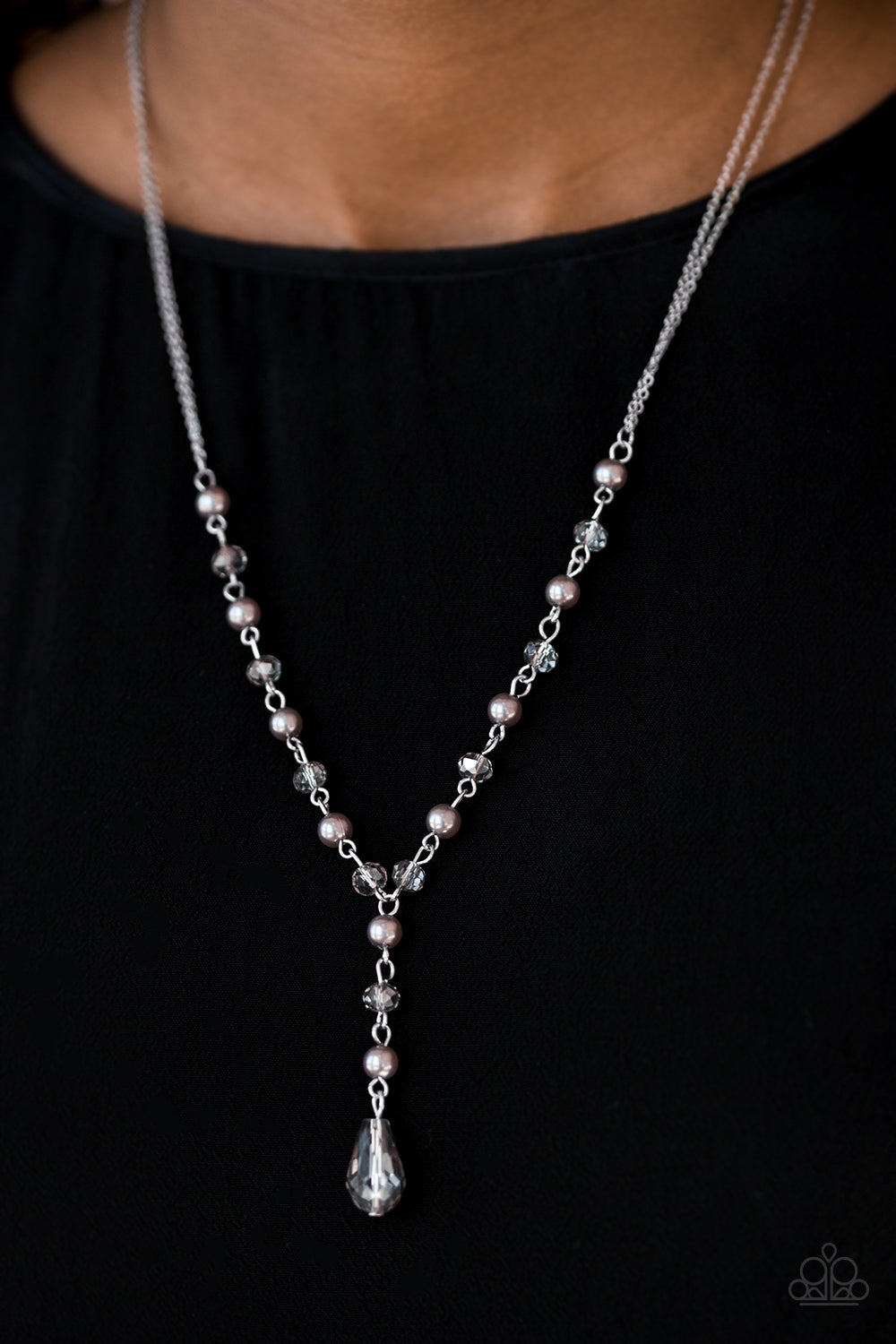 Paparazzi ♥ Diva Deluxe - Silver ♥  Necklace
