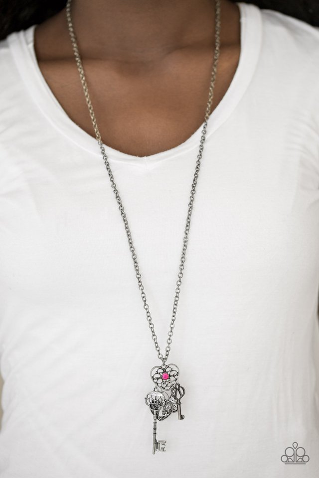 Paparazzi ♥ Secrets Of The Heart ♥ Necklace