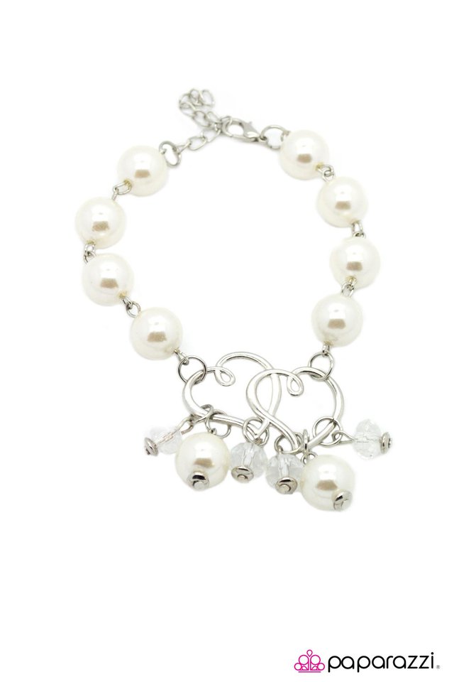 Paparazzi ♥ Endless Love - White ♥ Bracelet