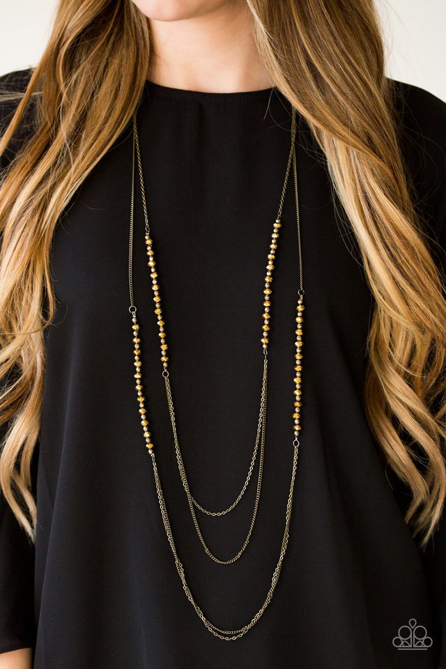 Paparazzi ♥ Shimmer Showdown - Brass ♥ Necklace