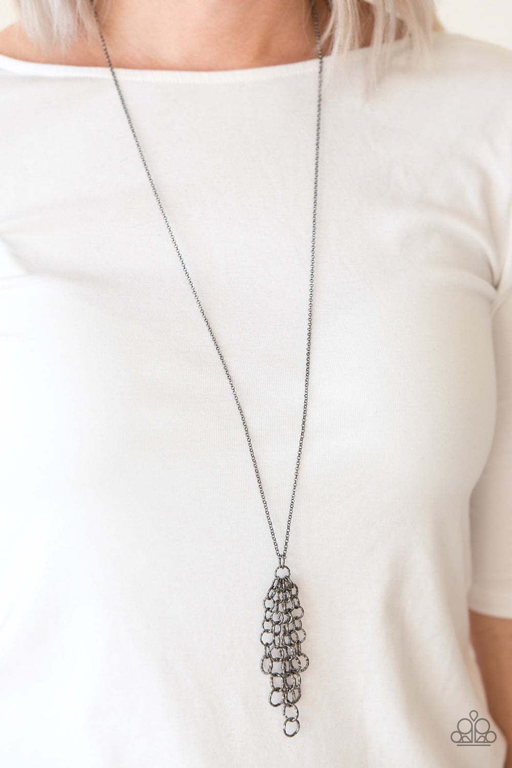 Paparazzi ♥ Industrial Intensity - Black ♥  Necklace