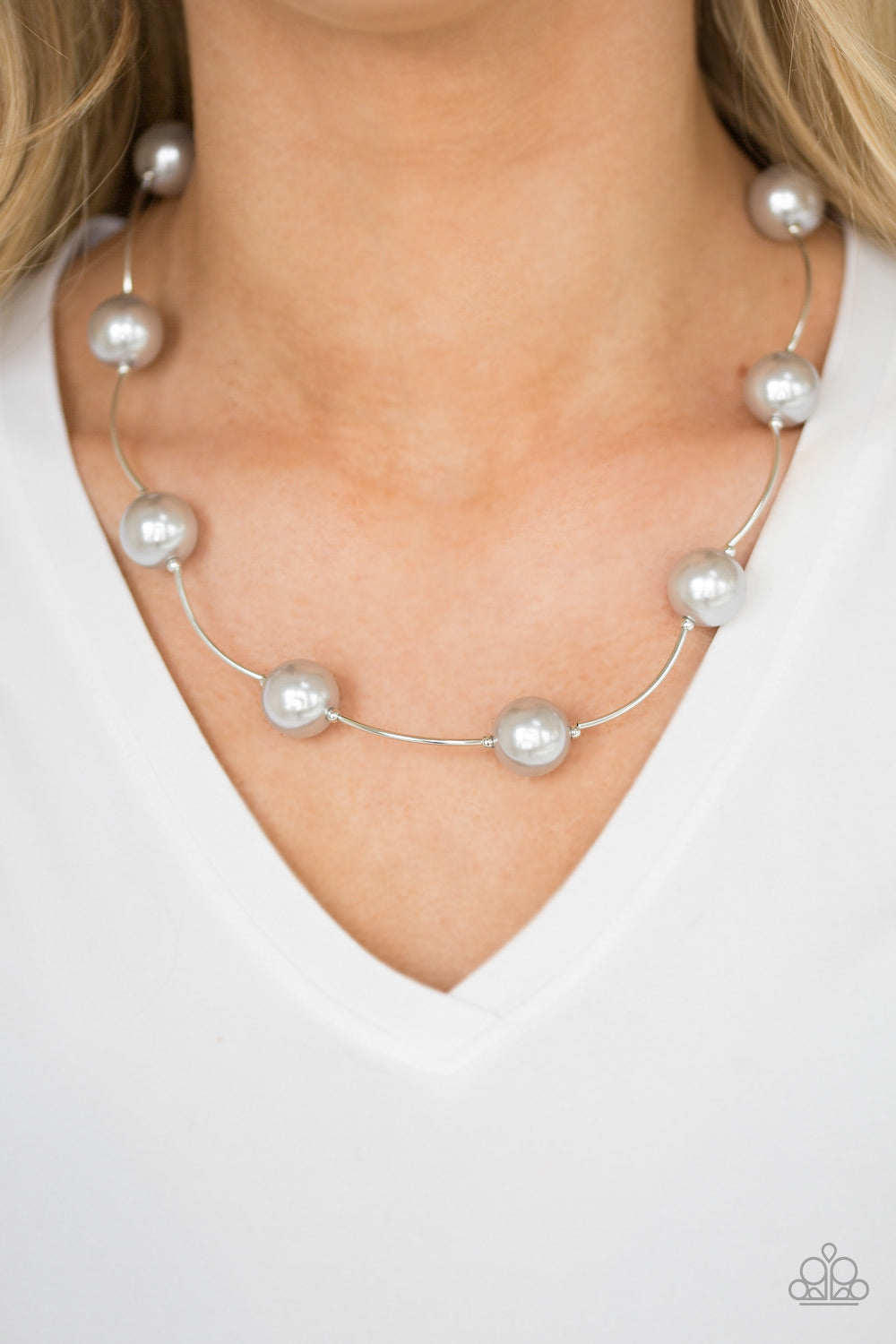 Paparazzi ♥ Perfectly Polished - Silver ♥  Necklace