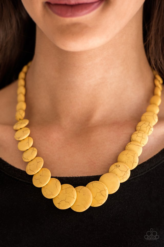 Paparazzi ♥ Desert Flats - Yellow ♥ Necklace