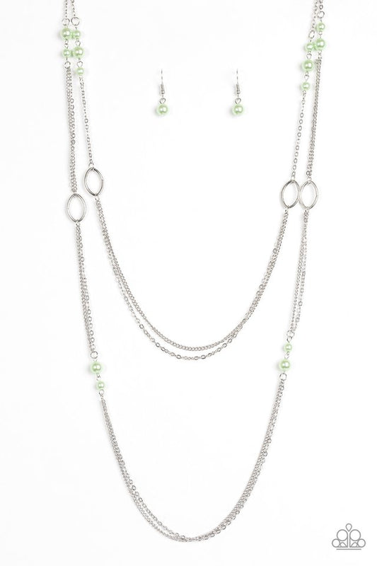 the-new-girl-in-town-green-p2re-grxx-112xx