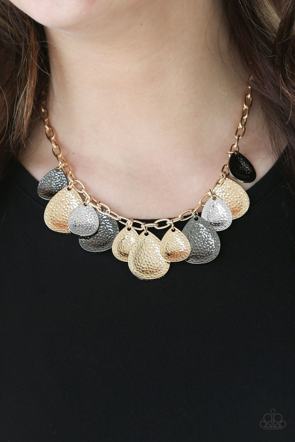 Paparazzi ♥ Storm Goddess - Gold ♥  Necklace