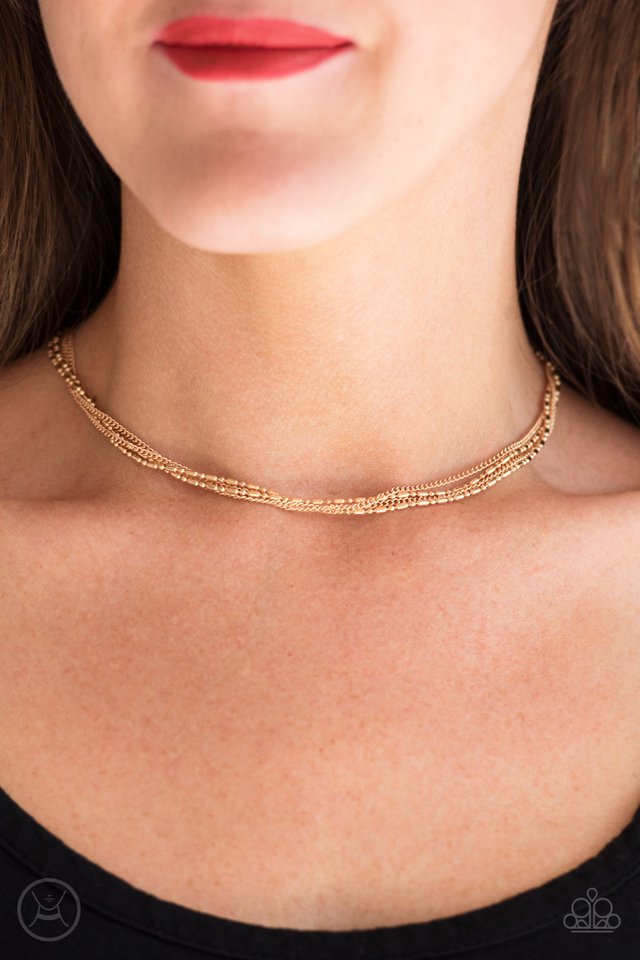 Paparazzi ♥ Metro Mayhem - Gold ♥ Necklace